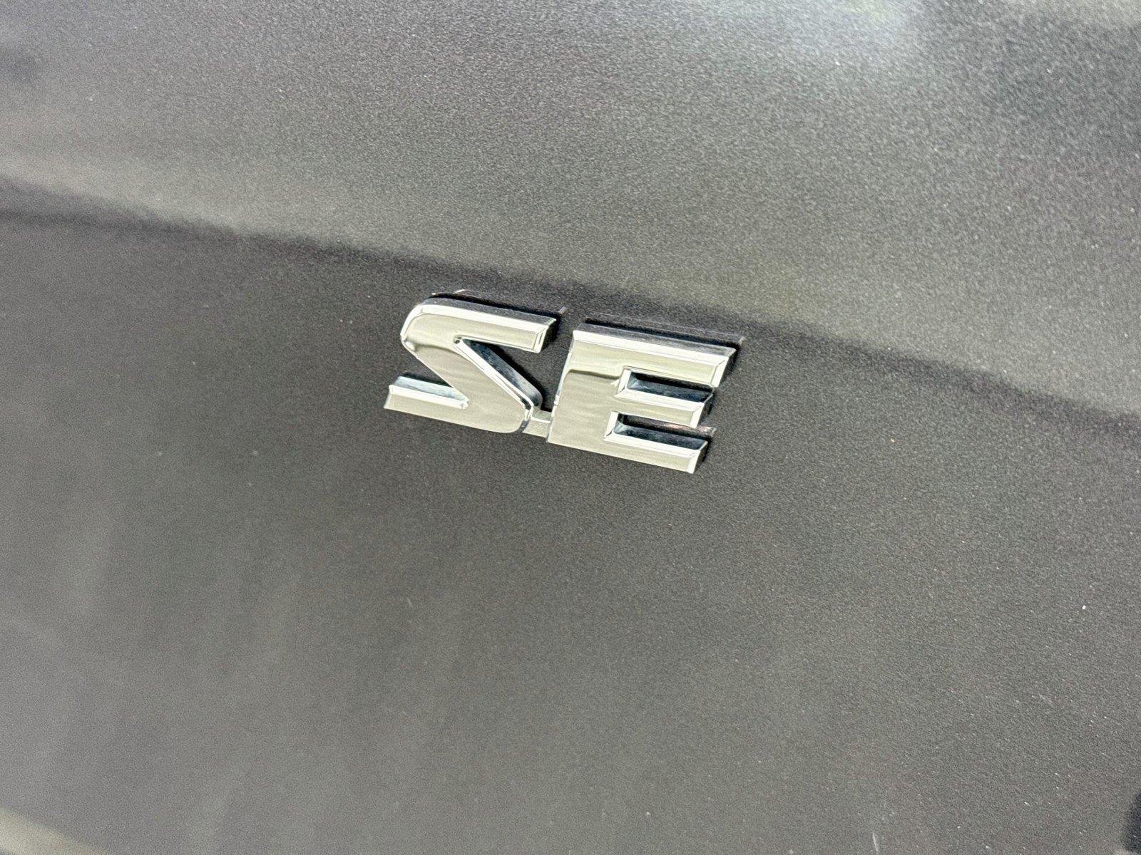 Used 2017 Magnetic Gray Metallic Toyota SE image 14