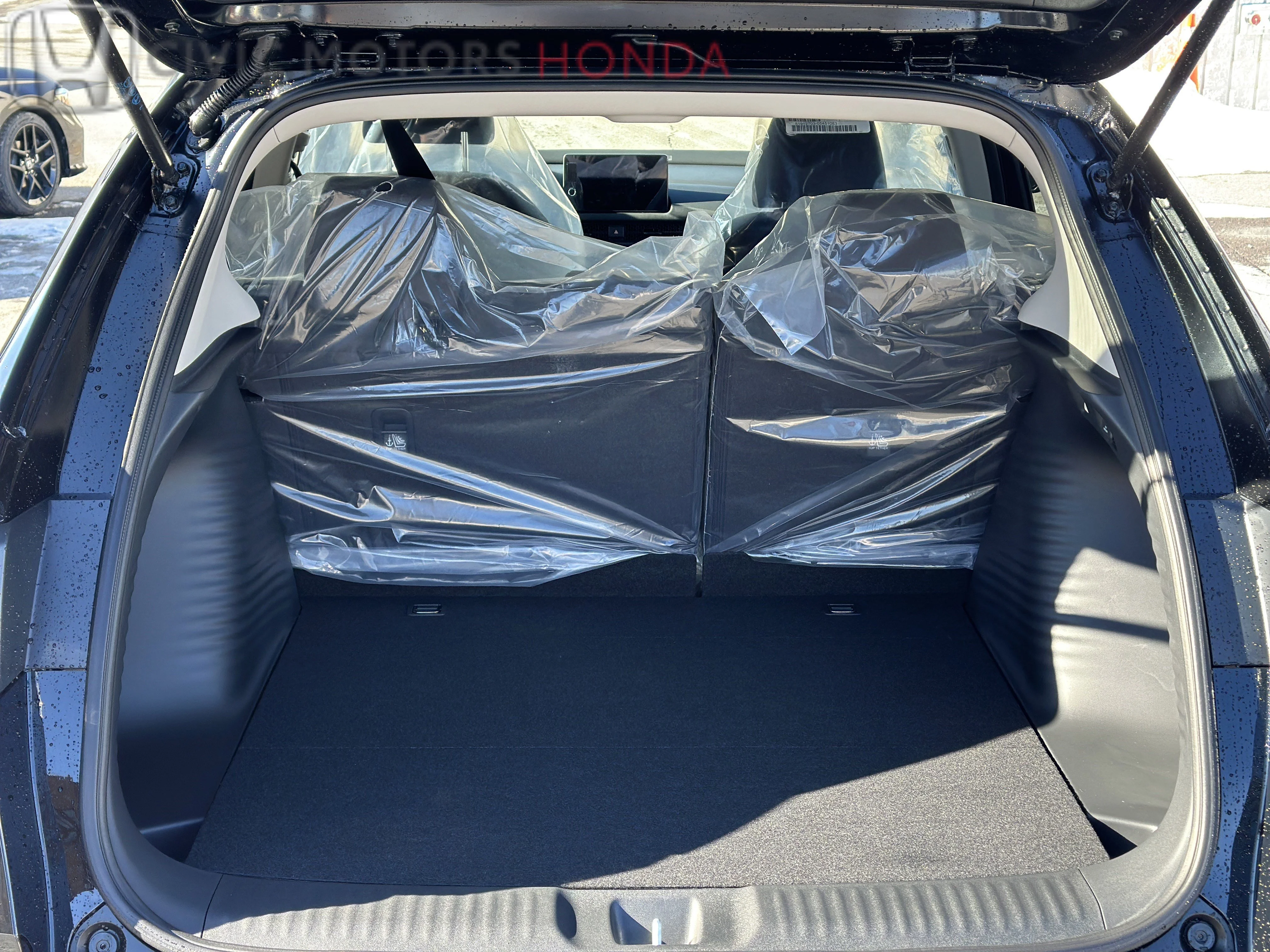 New 2027 CRYSTAL BLACK PEARL Honda LX image 32