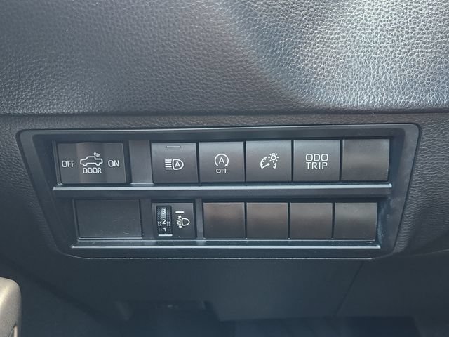 Used 2022 Gray Toyota SR5 image 24