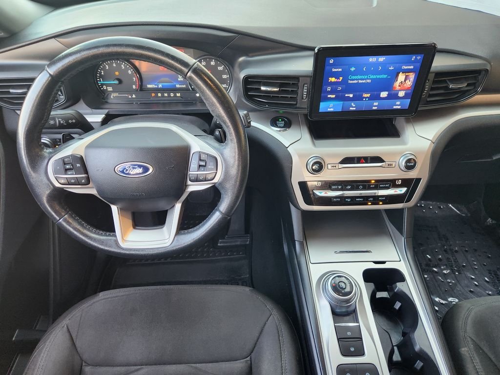 Used 2020 Agate Black Metallic Ford XLT image 28