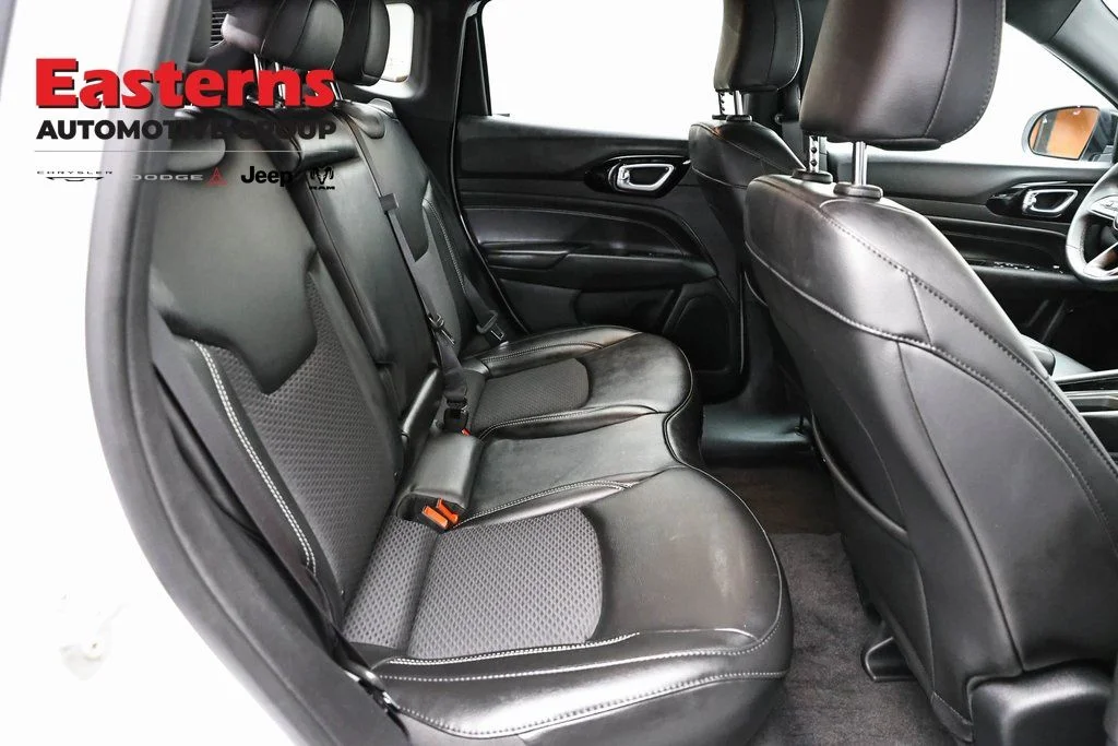 Certified Used 2023 White Jeep Latitude image 25