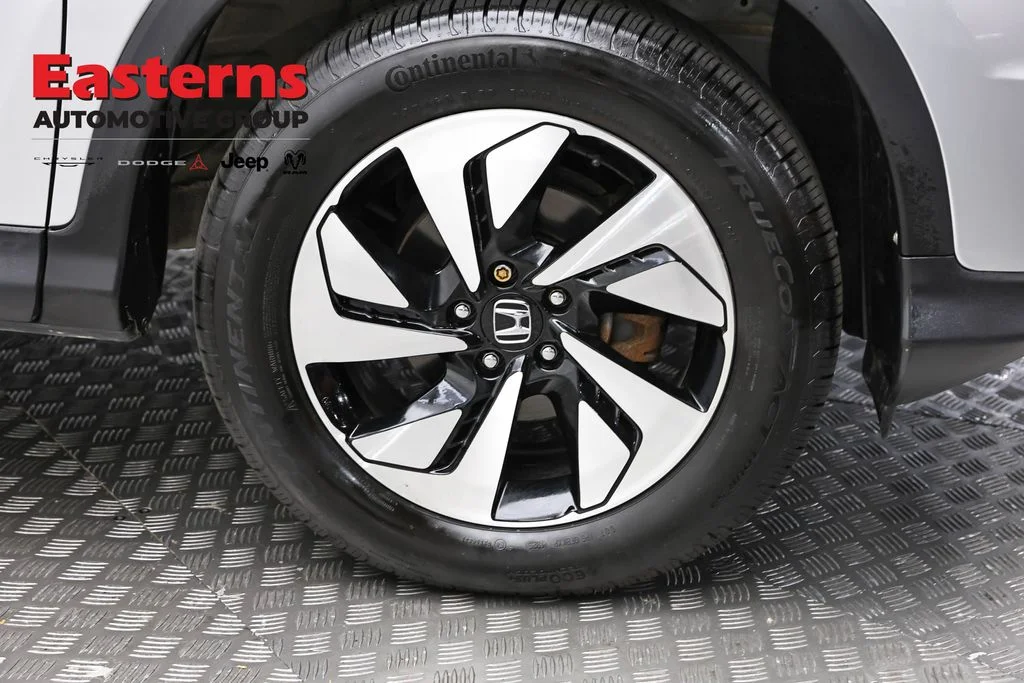 Used 2015 Gray Honda Touring image 32