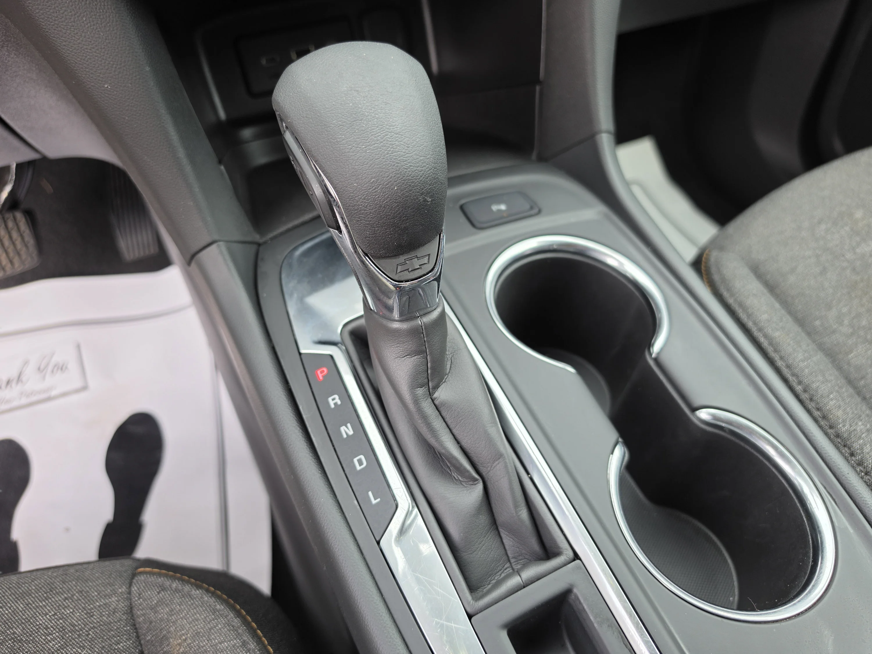Used 2024 Summit White Chevrolet LT image 28