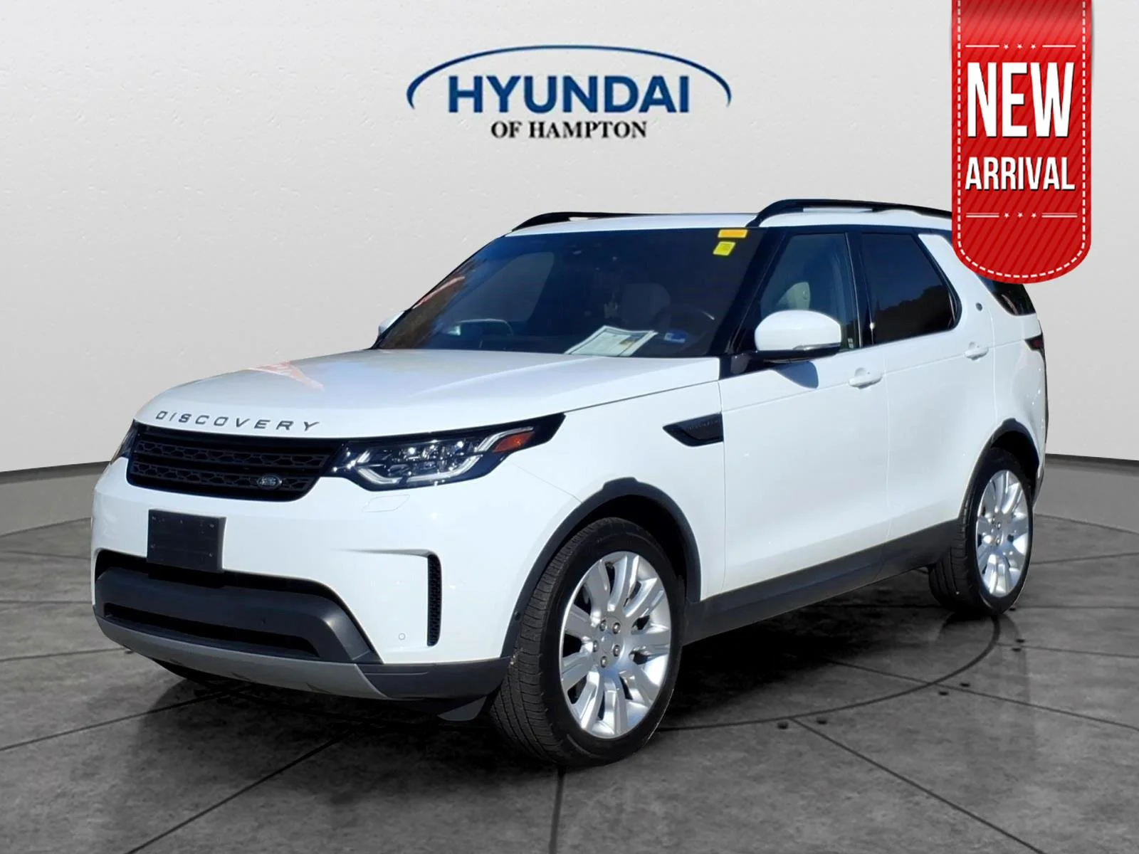 Used 2020 Fuji White Land Rover SE image 1