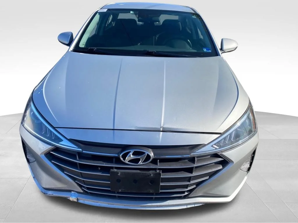 Used 2019 Silver Hyundai SEL image 25