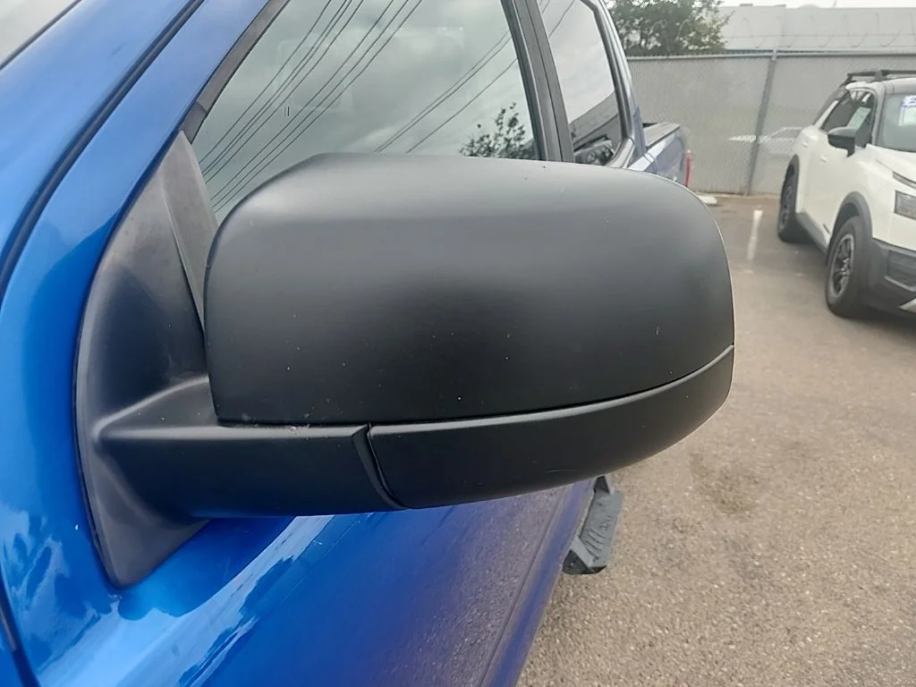 Used 2020 Blue Ford XLT image 6