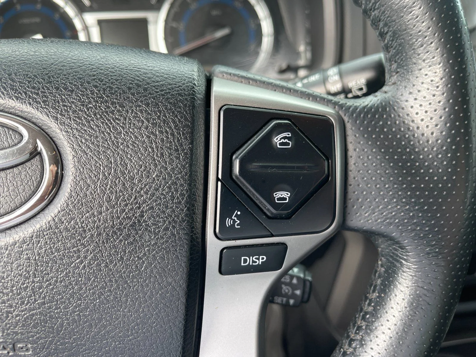 Used 2019 Black Toyota SR5 image 29