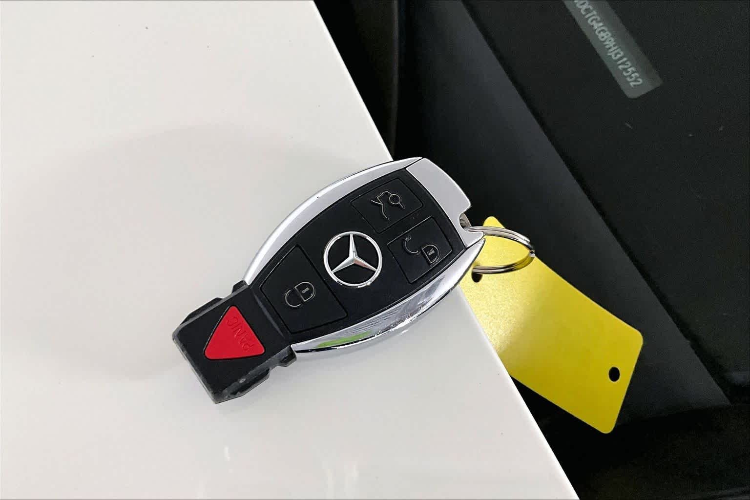 Used 2017 Cirrus White Mercedes-Benz GLA 250 image 15