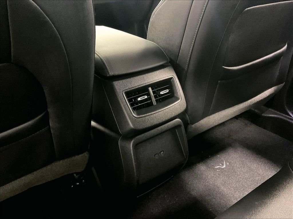 Used 2024 White Chevrolet LT image 28
