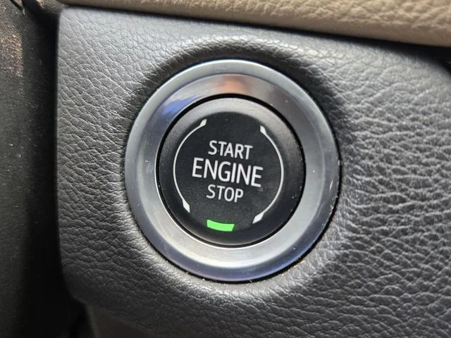 Used 2024 Silver Cadillac Luxury image 22