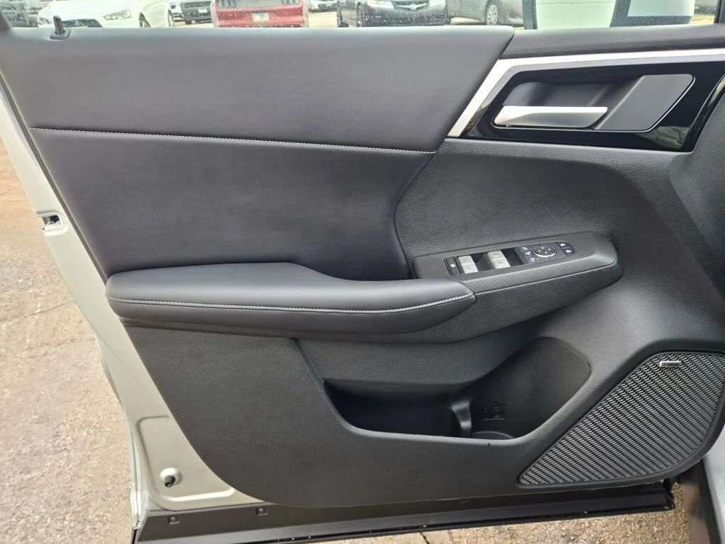 New 2026 Gray Mitsubishi SE 1.5T S-AWC image 17