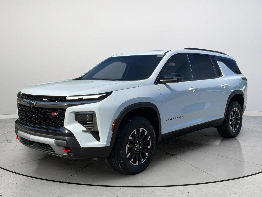 New 2026 Polar White Tricoat Chevrolet Z71 image 3
