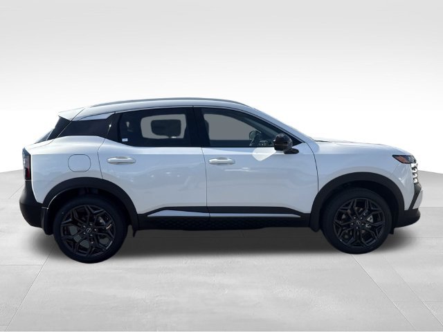 New 2027 Aspen White TriCoat Nissan SR image 6