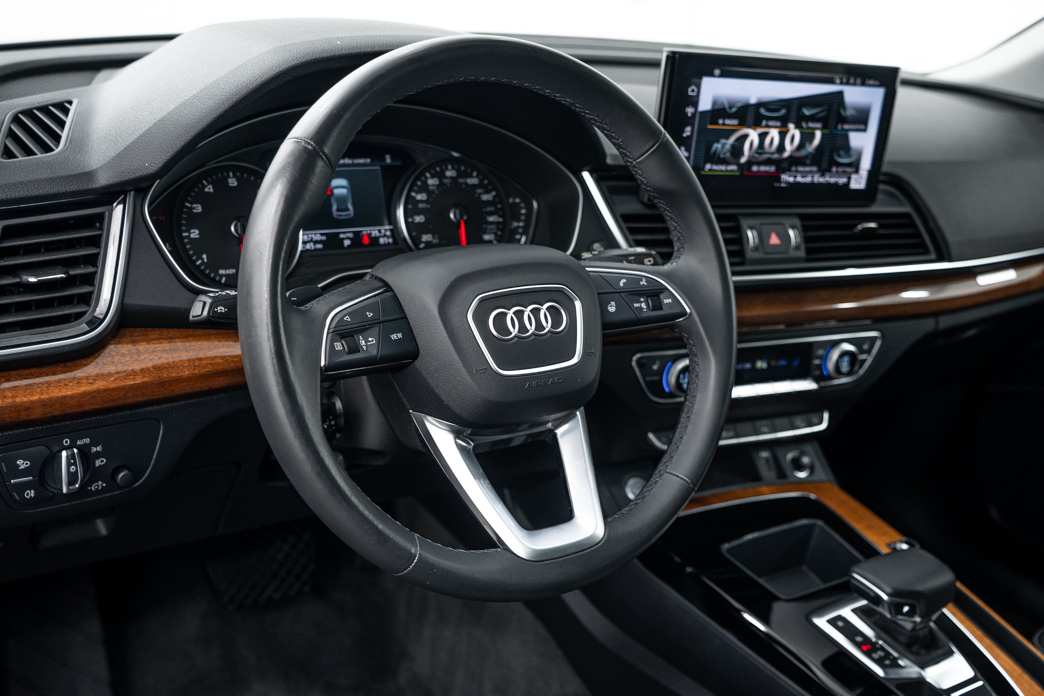 Certified Used 2023 Navarra Blue Metallic Audi S line Premium image 10
