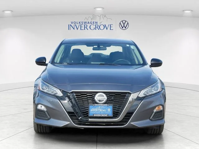 Used 2019 Nissan Altima SR with VIN 1N4BL4CV7KC165355 for sale in Inver Grove Heights, MN