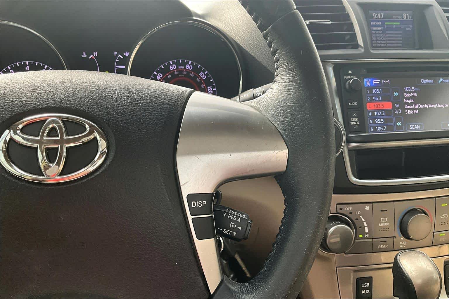 Used 2013 Black Toyota SE image 23