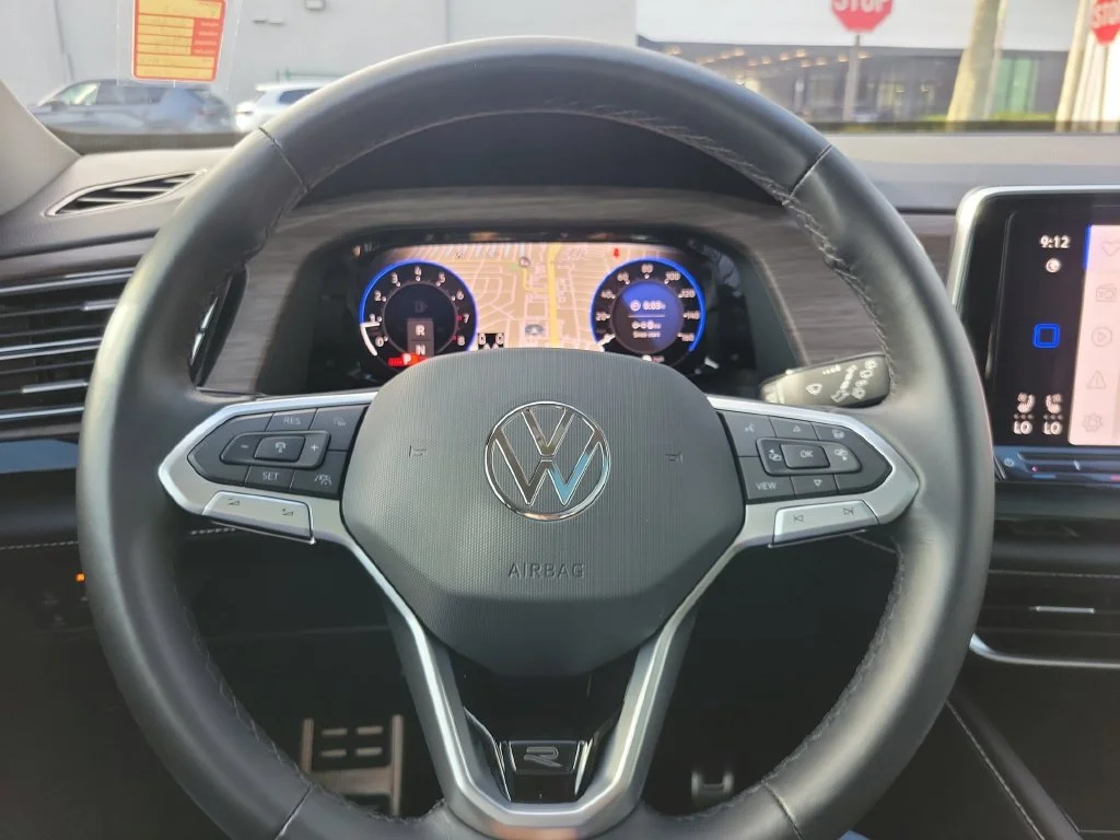 Used 2026  Volkswagen SEL Premium R-Line image 20