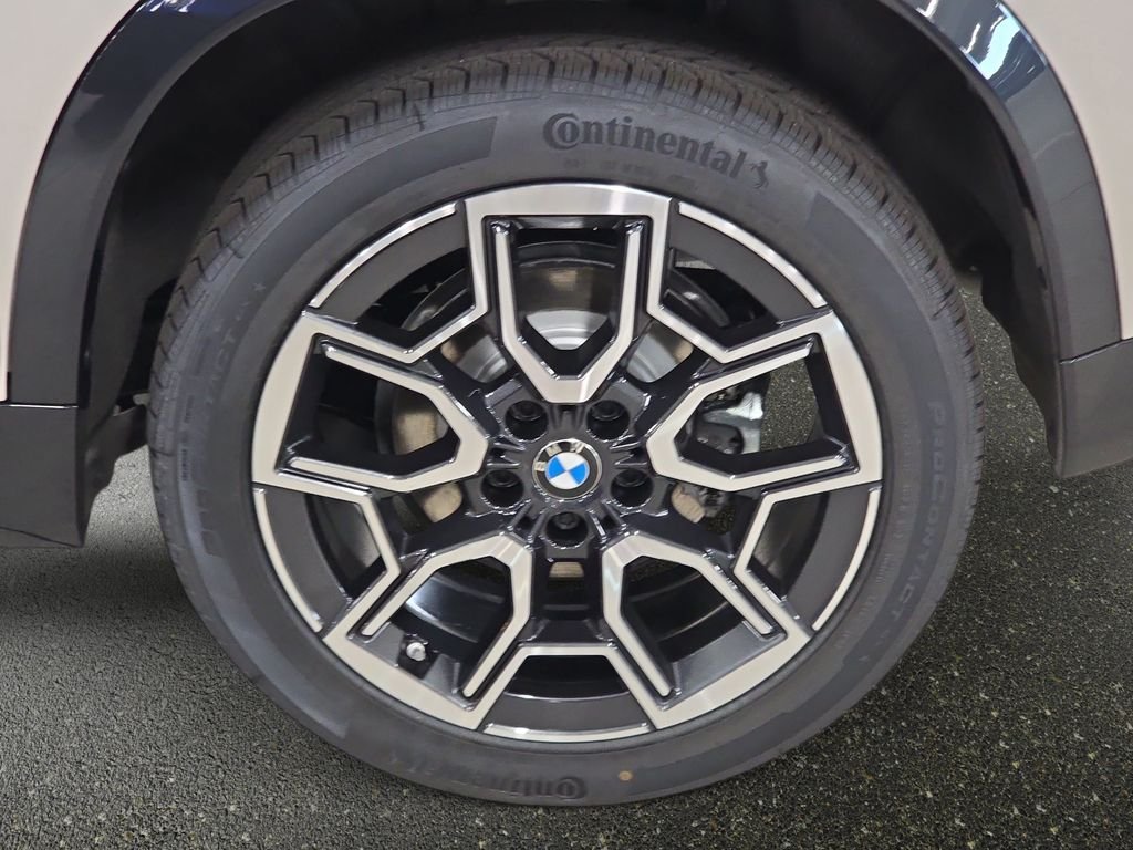 New 2026 Dune Grey Metallic BMW xDrive28i image 17