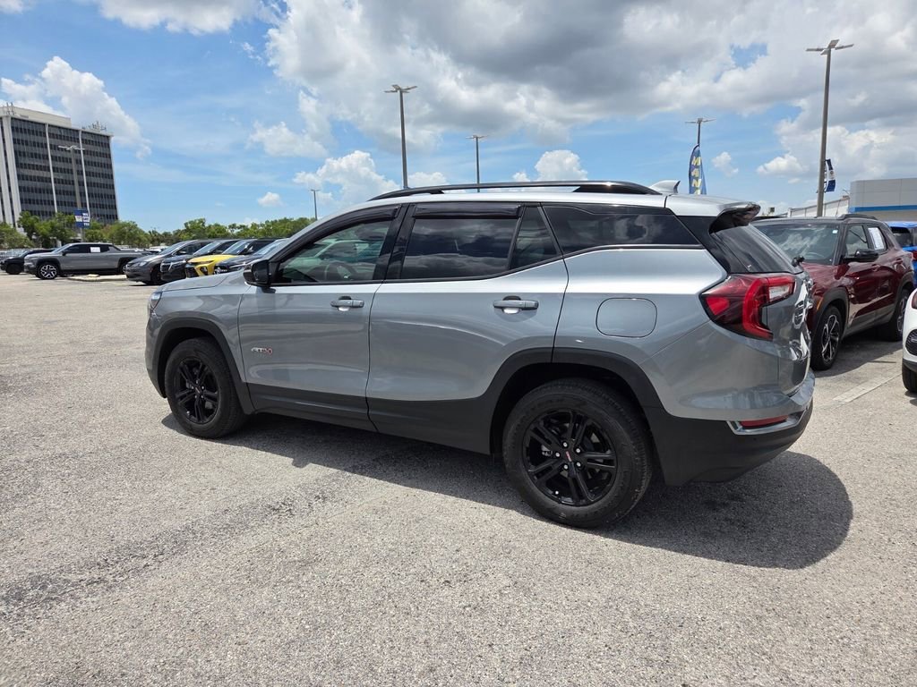 2023 GMC Terrain AT4 - Photo 10