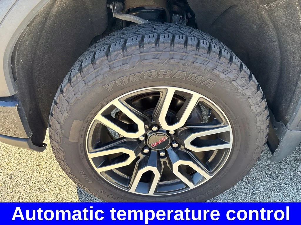 Used 2022 Black GMC AT4 image 13