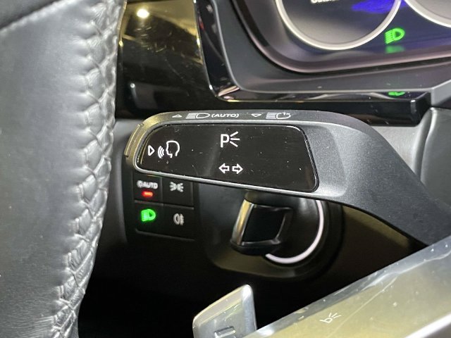 Used 2023 Silver Porsche S image 41