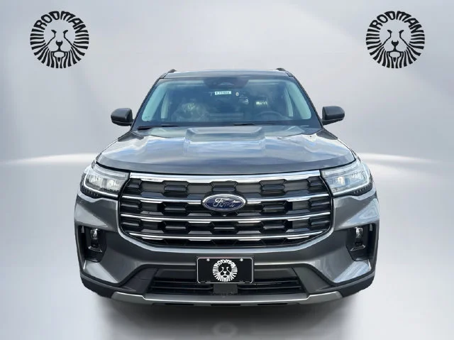 New 2026 Carbonized Gray Metallic Ford Active image 2