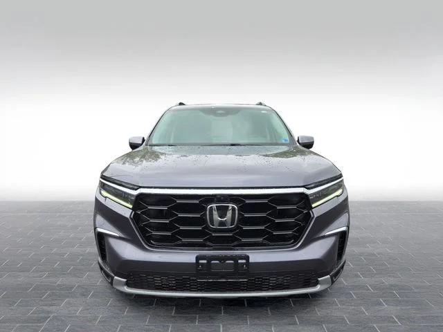 Used 2025 Gray Honda Elite image 2