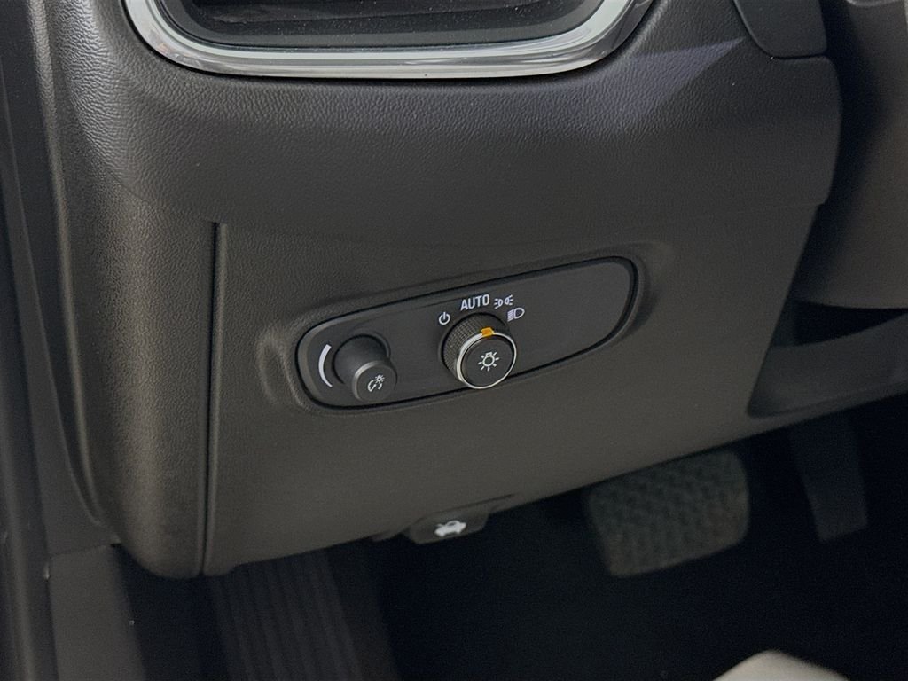 Used 2022 Gray Chevrolet LS image 14