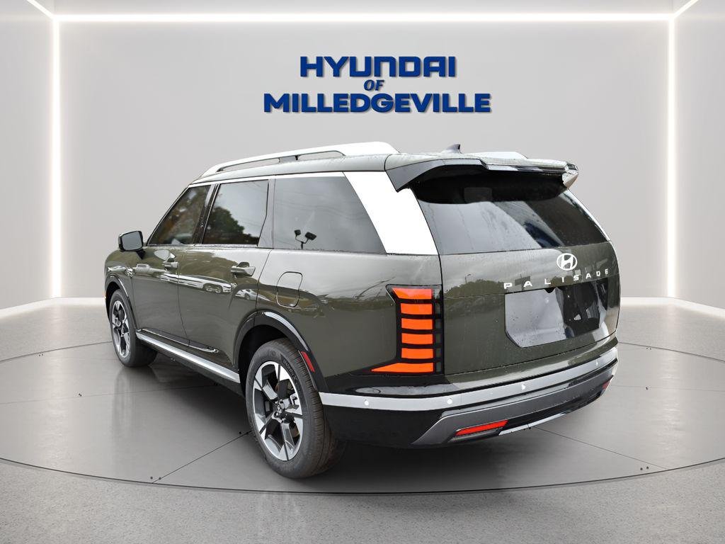 New 2026 Titan Charcoal Pearl Hyundai Limited FWD image 3