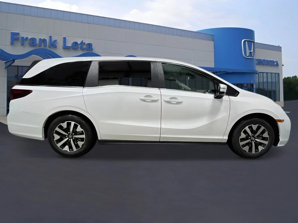 New 2026 Platinum White Pearl Honda EX-L image 7