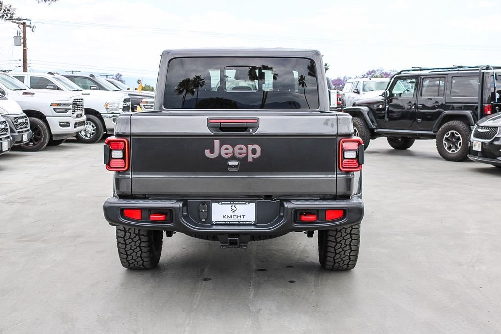 New 2026 Crystal Metallic Jeep Shadow Ops image 8