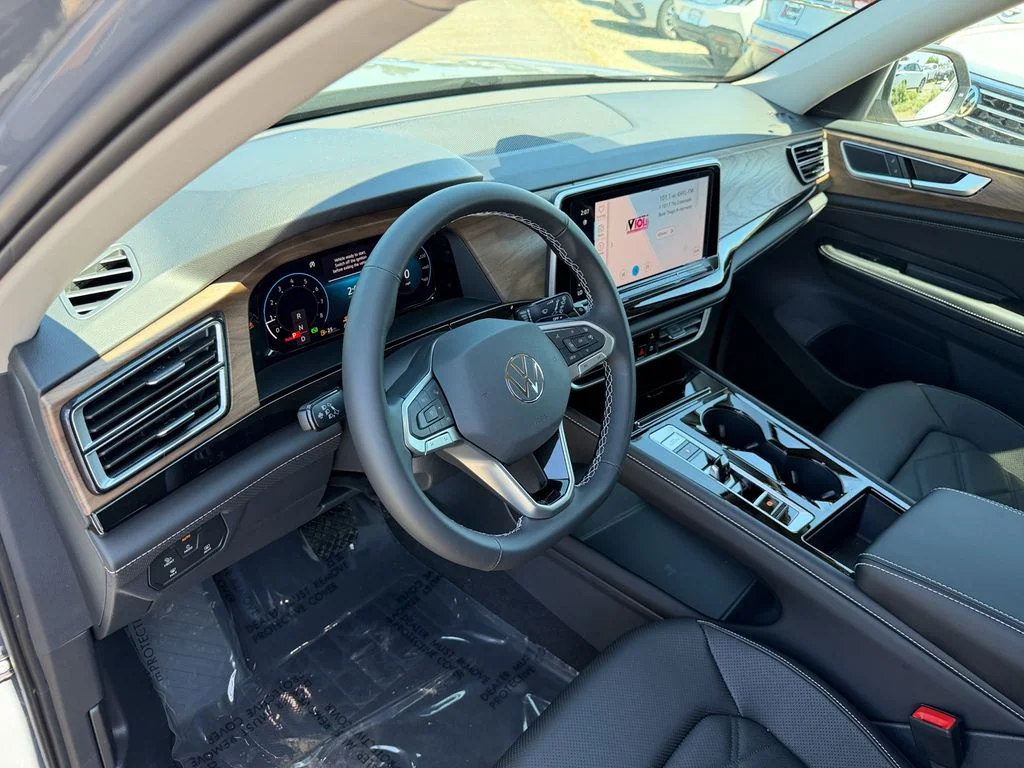New 2026 Pure Gray Volkswagen 2.0T SE w/Technology image 12