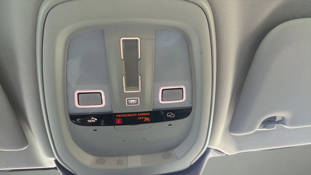 2023 Volvo S60 Plus - Photo 27