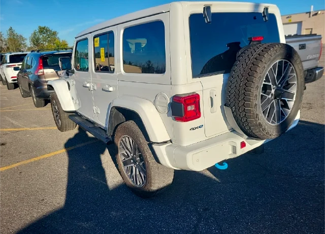Used 2024 White Jeep High Altitude 4xe image 10