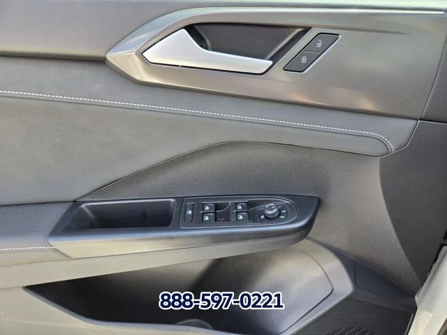 2026 Volkswagen Taos SE Black - Photo 22
