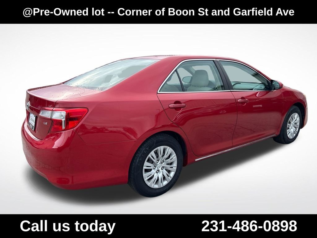 Used 2012 Red Toyota LE image 5