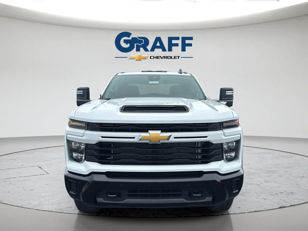 New 2026 Summit White Chevrolet Custom image 12