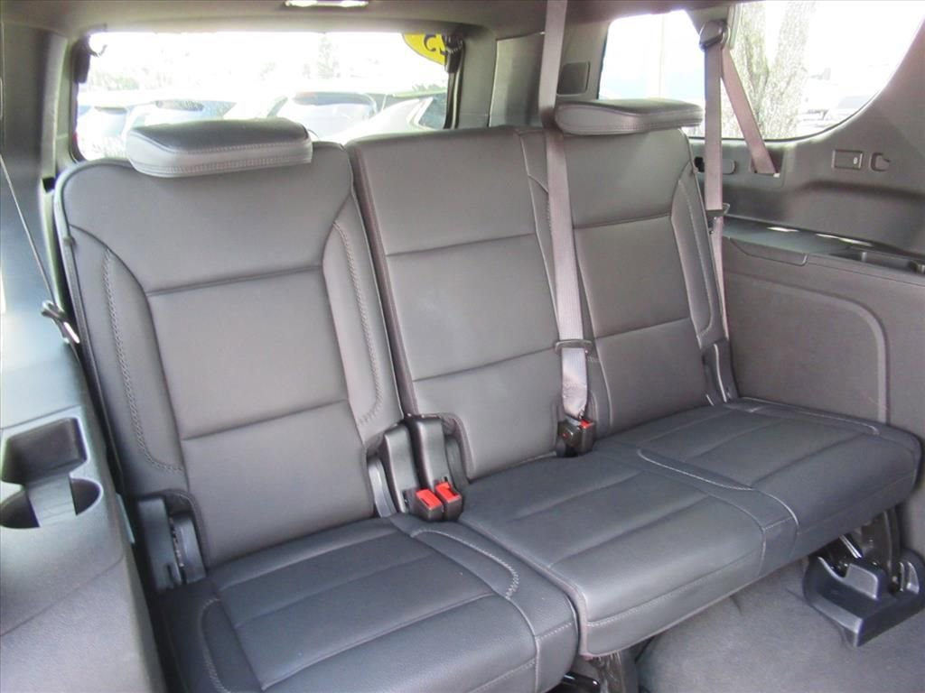 Used 2025 Summit White GMC Denali image 32