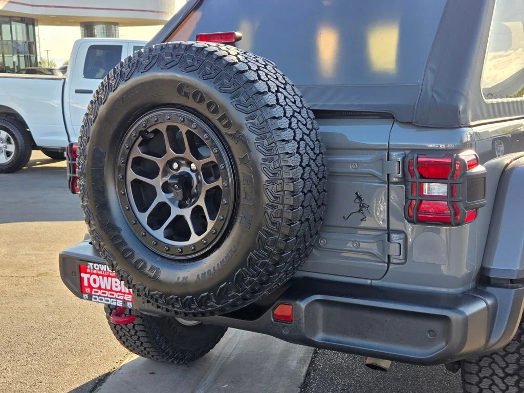Used 2021 Gray Jeep Unlimited Rubicon image 5