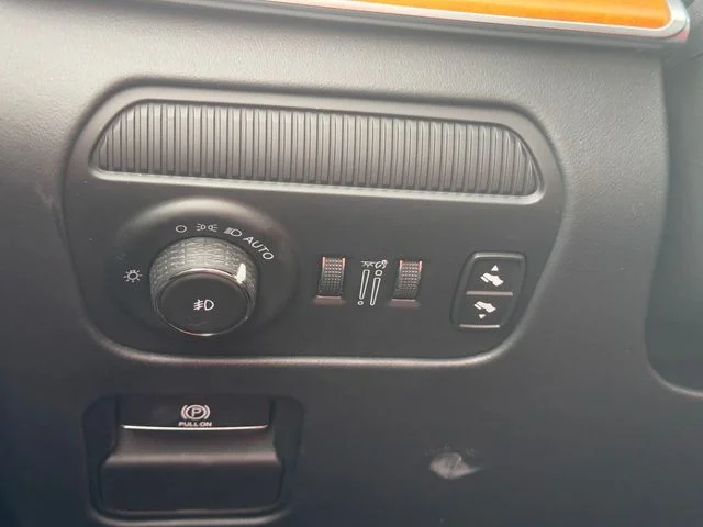 Used 2023 Black Jeep Series III image 26