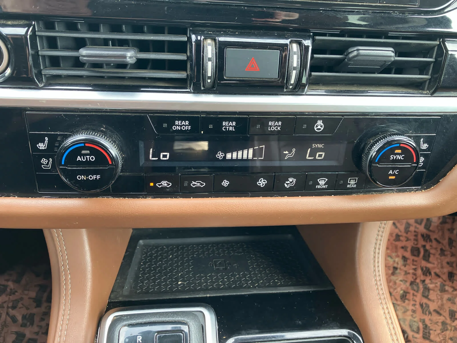 Used 2023 Boulder Gray Pearl Nissan Platinum image 27
