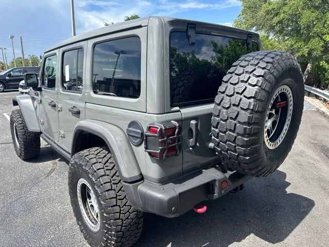 Certified Used 2021 Gray Jeep Unlimited Rubicon image 6