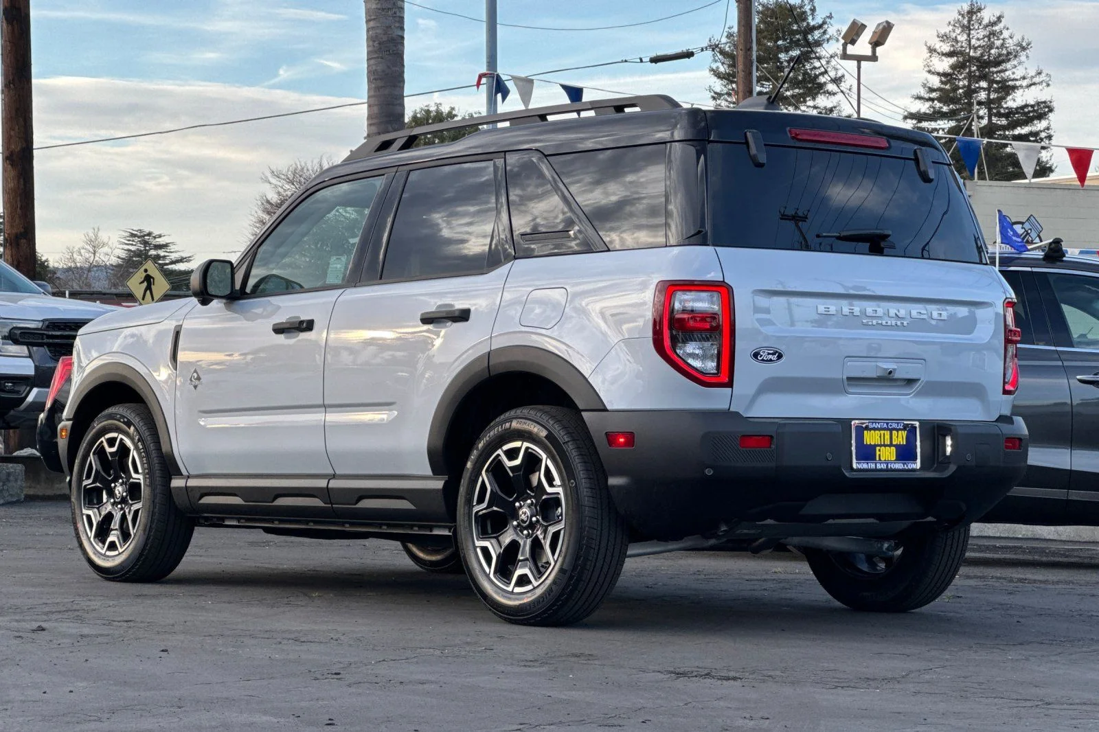 New 2026 Space White Metallic Ford Outer Banks® image 6