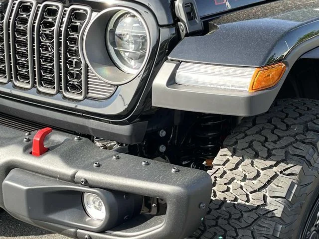 New 2026 Black Clear-Coat Exterior Paint Jeep Rubicon X image 10