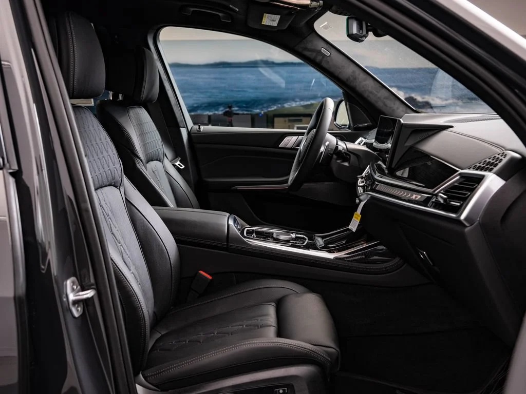 New 2027 Dravit Grey Metallic BMW xDrive40i image 27
