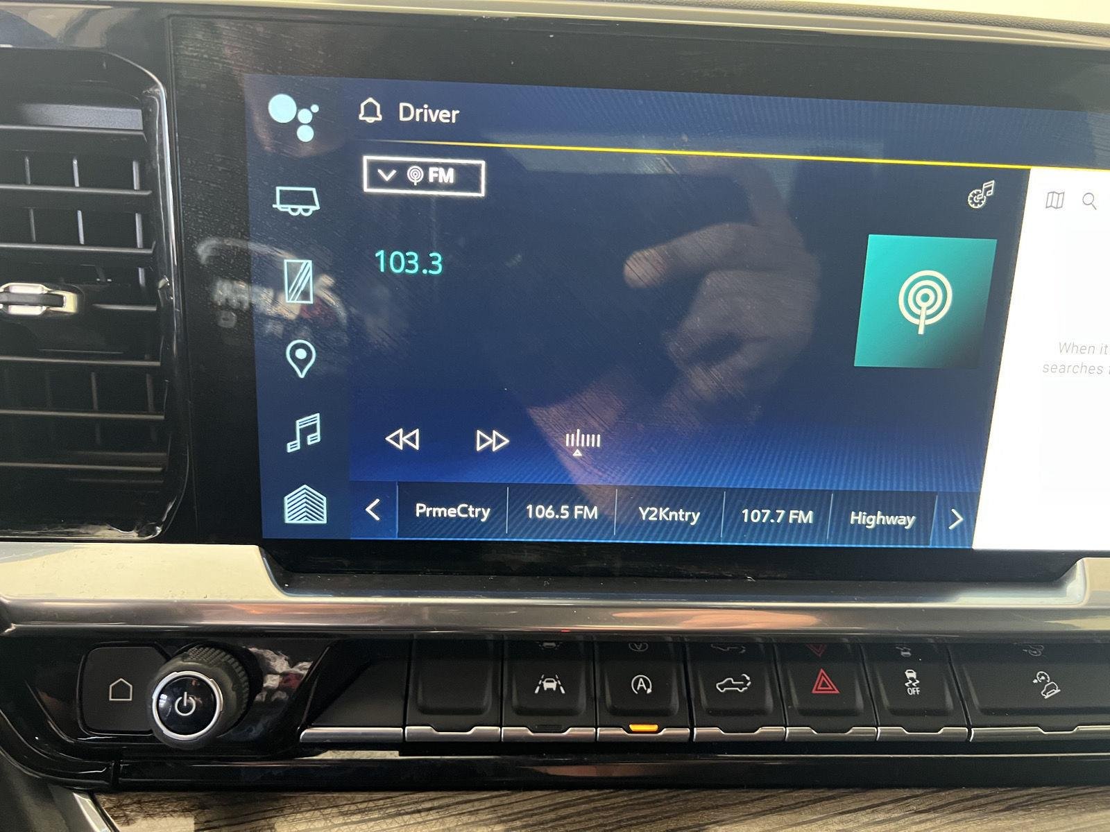 Used 2022 Summit White Chevrolet LT Trail Boss image 14