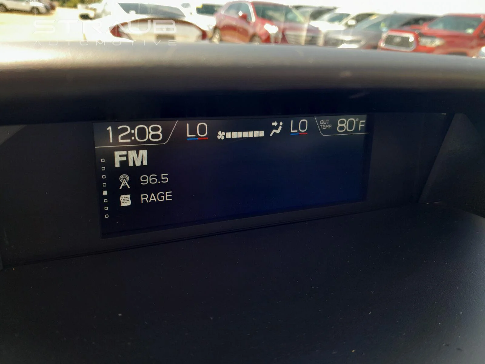 Used 2019 Crystal White Pearl Subaru Limited image 22