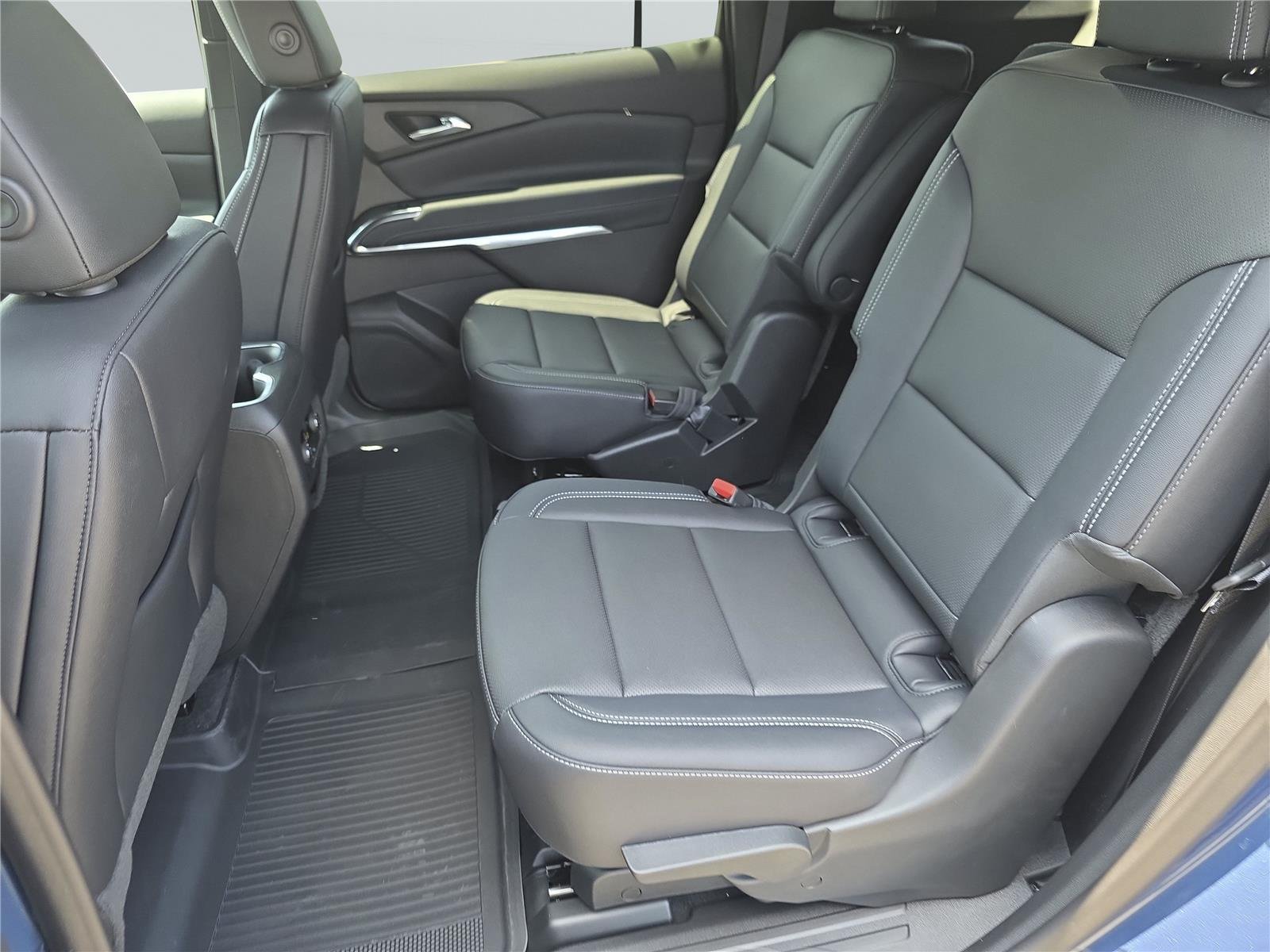 2026 Chevrolet Traverse LT - Photo 30