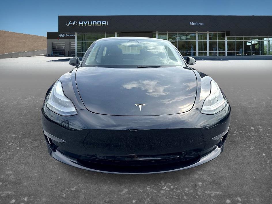 Used 2022 Black Tesla Long Range image 2