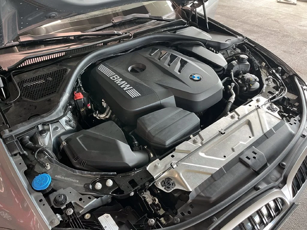 Used 2025 Gray BMW 330i xDrive image 13